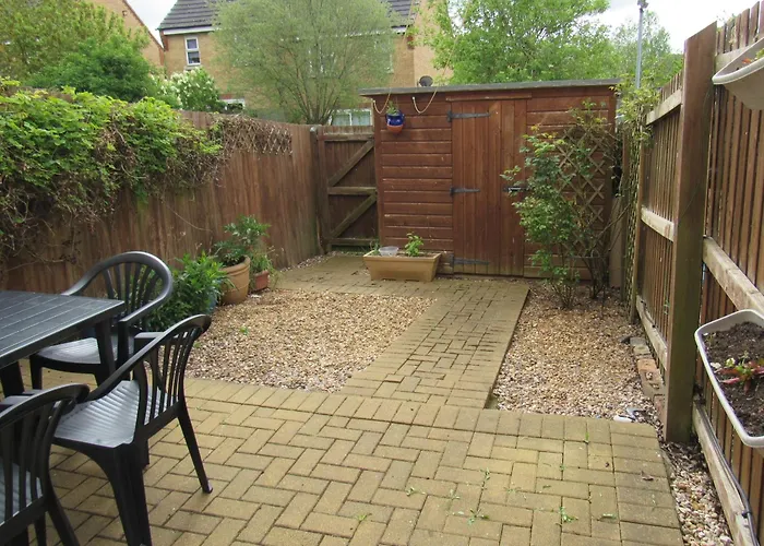 St Kats Mews 4 Bed With Parking